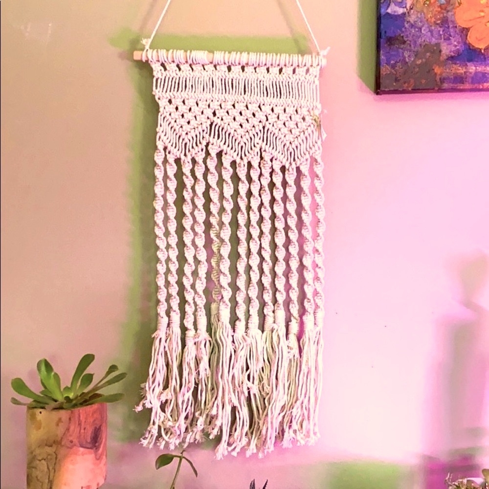 Gorgeous BOHO Macrame Wall Art - Picture 1 of 4
